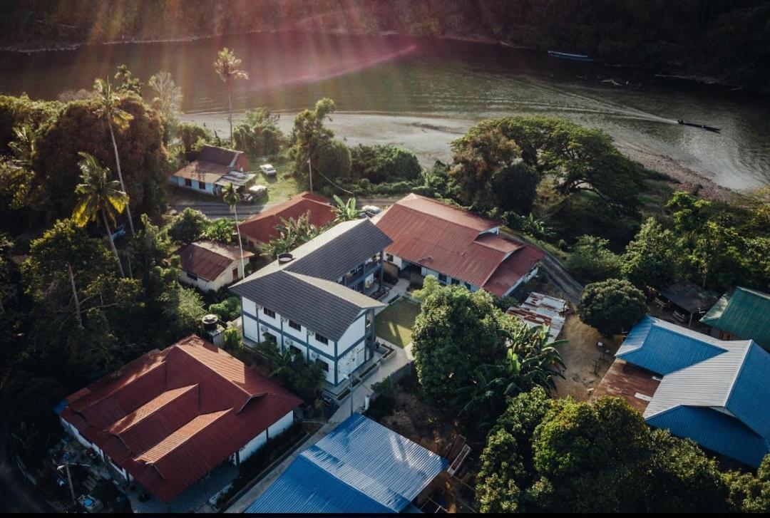 Tebing Guest House Taman Negara Malaysia Куала-Таган Екстер'єр фото
