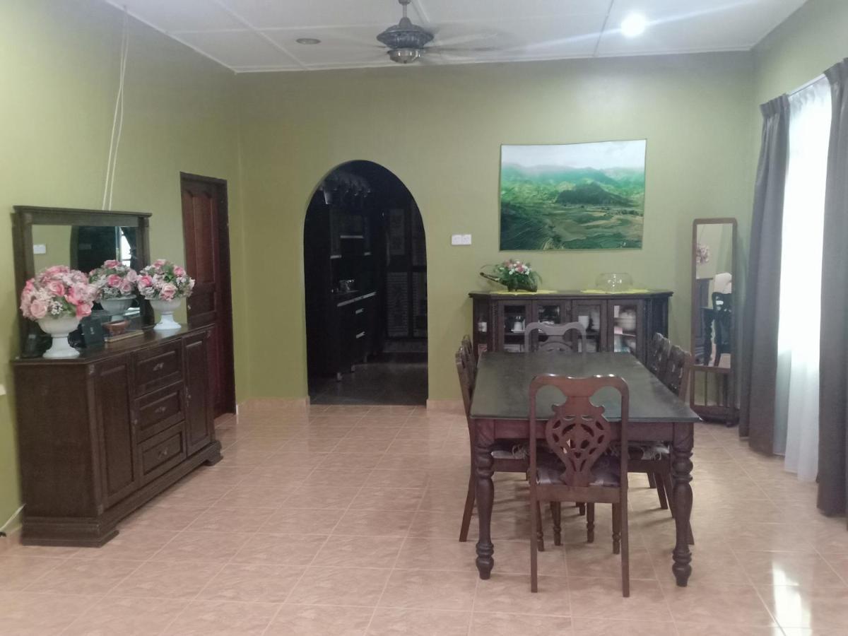 Tebing Guest House Taman Negara Malaysia Куала-Таган Екстер'єр фото
