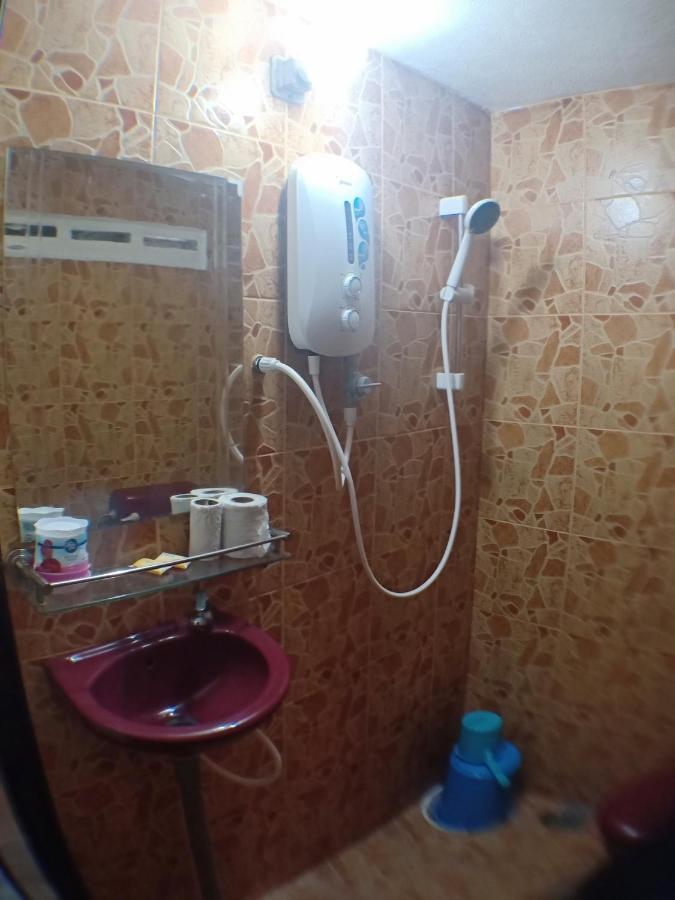 Tebing Guest House Taman Negara Malaysia Куала-Таган Екстер'єр фото